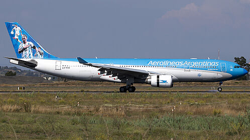 Aerolineas Argentinas aircraft photo 2