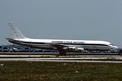 Aeromar Airlines aircraft photo 4