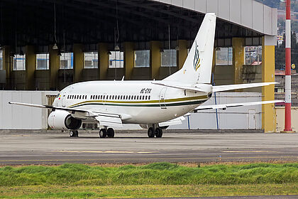 Aeroregional aircraft photo 4