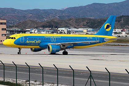 AeroSvit Airlines aircraft photo 2