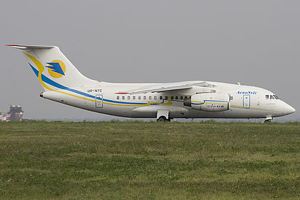 AeroSvit Airlines aircraft photo 4