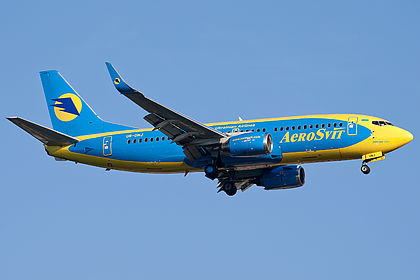 AeroSvit Airlines aircraft photo 8