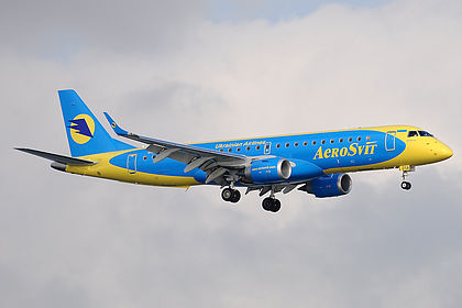 AeroSvit Airlines aircraft photo 19