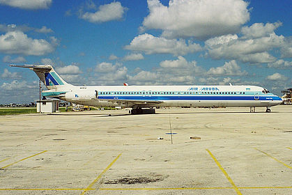 Air Aruba aircraft photo 12