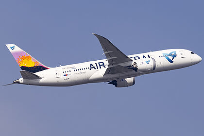 Air Austral aircraft photo 5