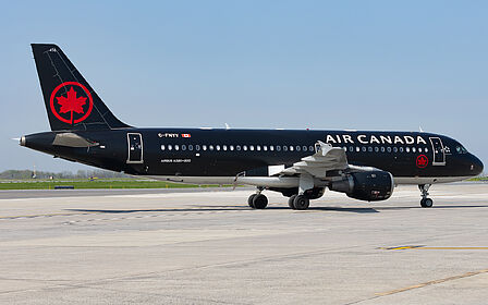 Air Canada Jetz aircraft photo 2