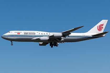Air China aircraft photo 27