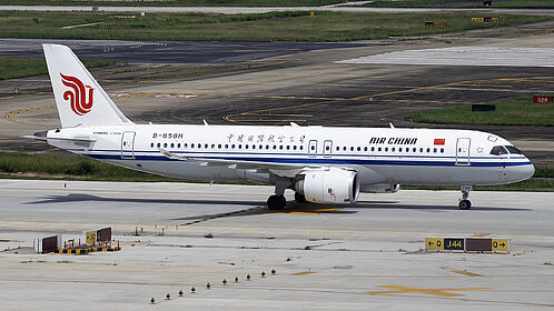 Air China aircraft photo 36