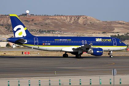 Air Comet aircraft photo 3