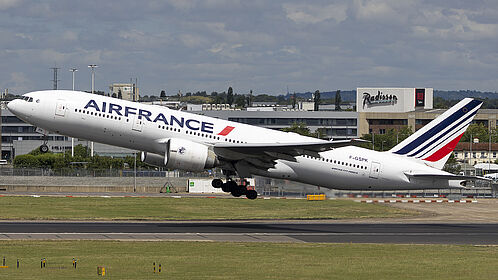 Air France aircraft photo 17