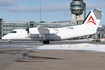 Air Liaison aircraft photo 2