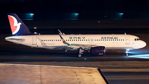 Air Macau aircraft photo 3
