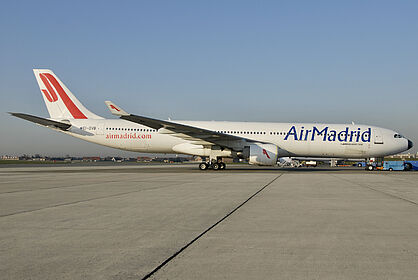 Air Madrid aircraft photo 7