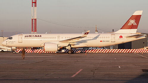 Air Manas aircraft photo 2