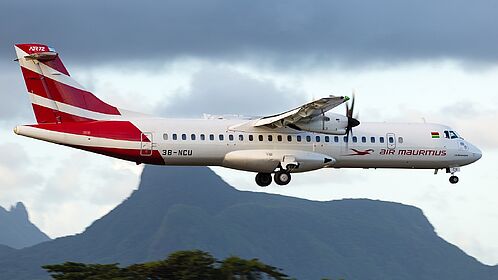 Air Mauritius aircraft photo 2