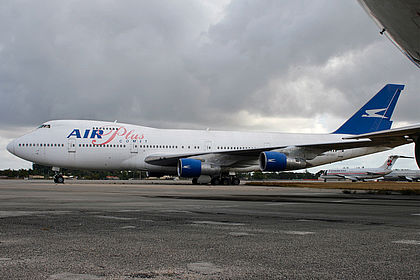 Air Plus Comet aircraft photo 5