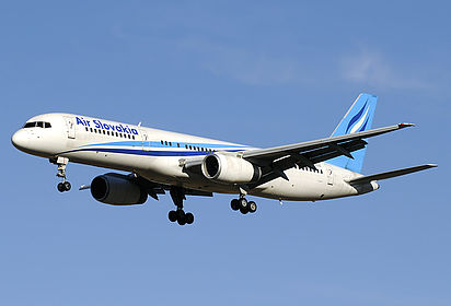 Air Slovakia aircraft photo 7
