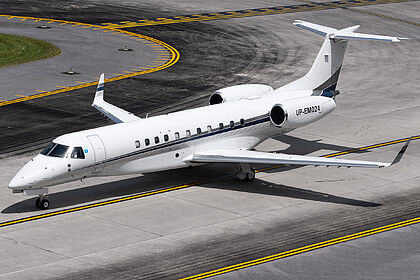 Air Tengri aircraft photo 2