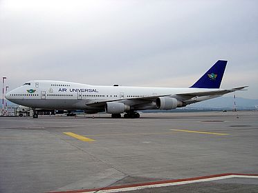 Air Universal aircraft photo 2