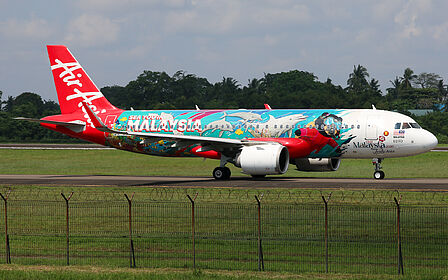 AirAsia aircraft photo 4