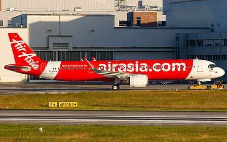 AirAsia aircraft photo 5