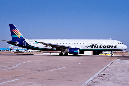 Airtours International Airways aircraft photo 3