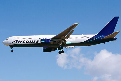 Airtours International Airways aircraft photo 9