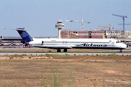 Airtours International Airways aircraft photo 16