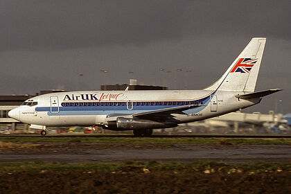AirUK Leisure aircraft photo 2