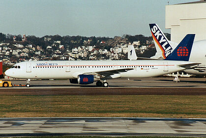 Airworld aircraft photo 4