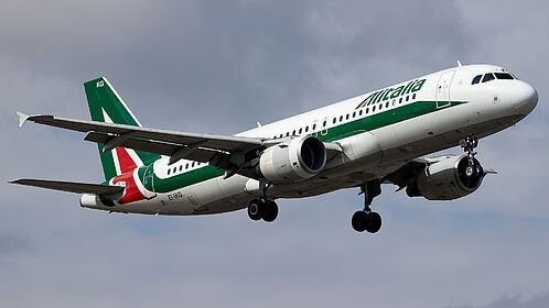 Alitalia - Società Aerea Italiana aircraft photo 4