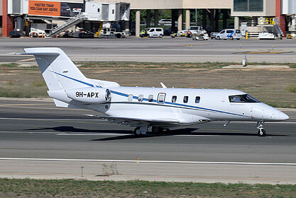 AllianceJet aircraft photo 4