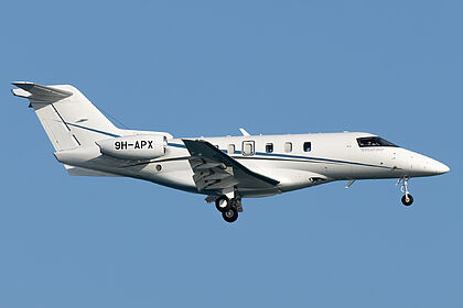 AllianceJet aircraft photo 5