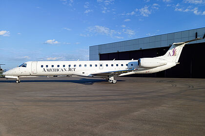 American Jet aircraft photo 4