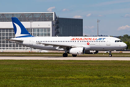 AnadoluJet aircraft photo 4