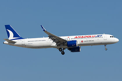 AnadoluJet aircraft photo 9