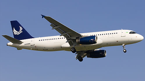 Asia Union Airlines aircraft photo 2