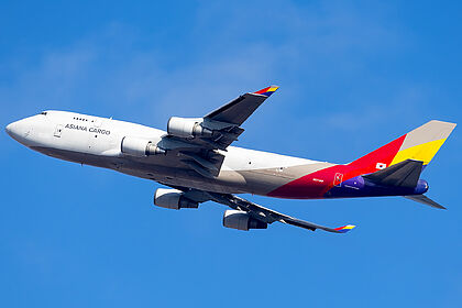 Asiana Cargo aircraft