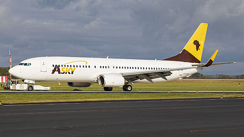 Asky Airlines aircraft photo 2