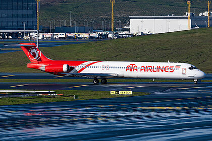 ATA Airlines aircraft photo 10