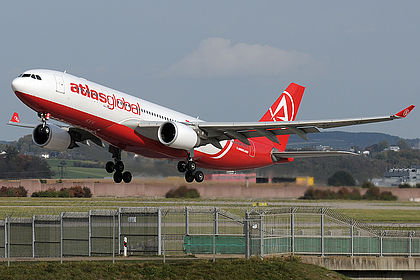 AtlasGlobal aircraft photo 9