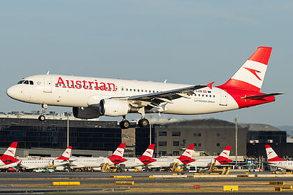 Austrian Airlines aircraft photo 2