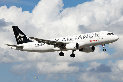 Avianca Costa Rica aircraft photo 2