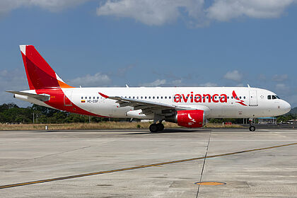 Avianca Ecuador aircraft photo 3