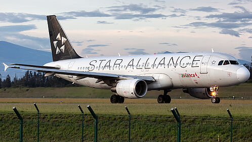 Avianca Ecuador aircraft photo 4
