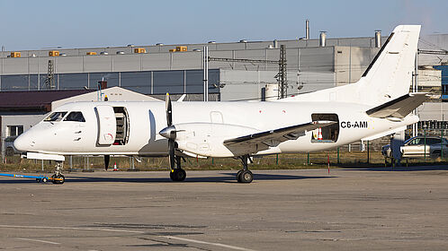 Azure Aviation aircraft photo 2