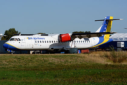 BH Airlines aircraft photo 2