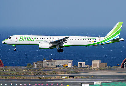 Binter Canarias aircraft photo 4
