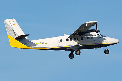 Businesswings aircraft photo 2