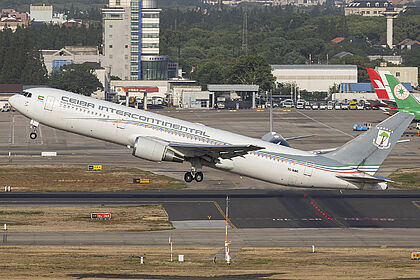 Ceiba Intercontinental aircraft photo 8